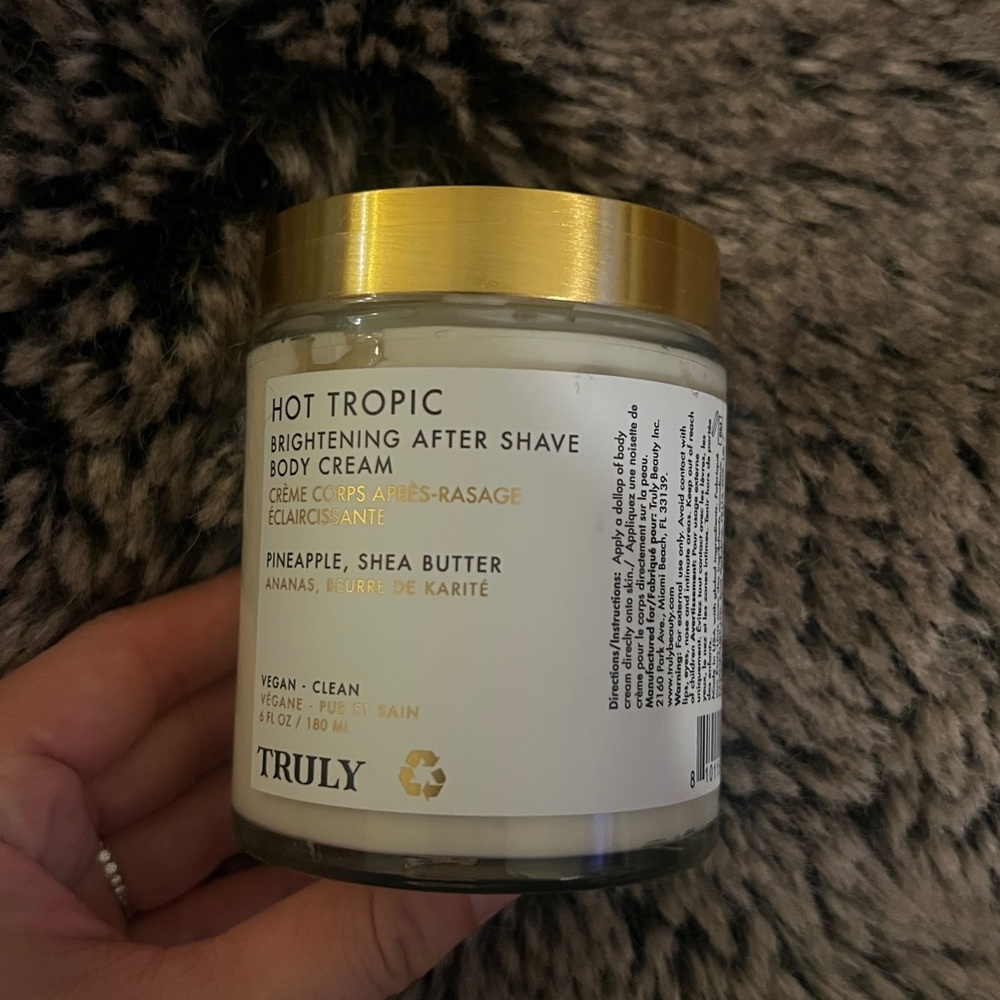 TRULY Hot Tropic Brightening After Shave Body Cream 6 Fl Oz/180 Ml